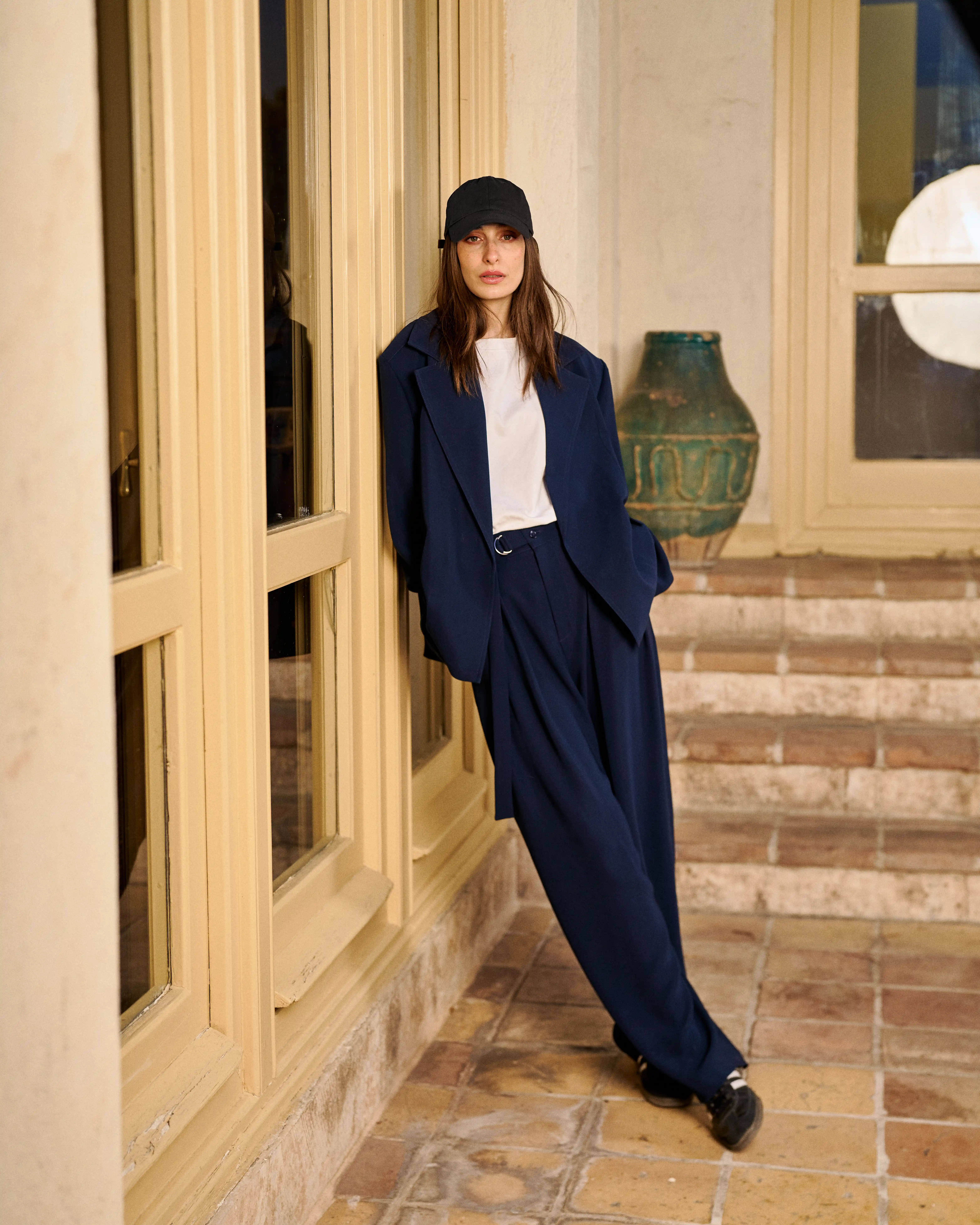 شلوار کرپ يونيکا با کمربند و سگک فلزي